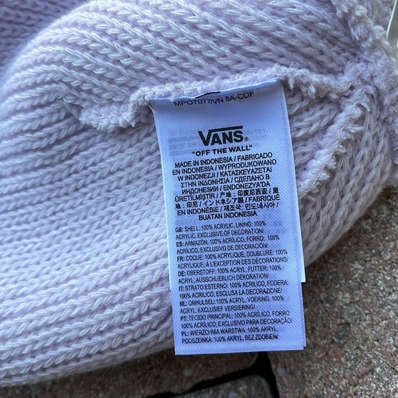 VANS CORE BASIC LIGHT LILAC LAVANDER FOG BEANIE - Picture 11 of 16